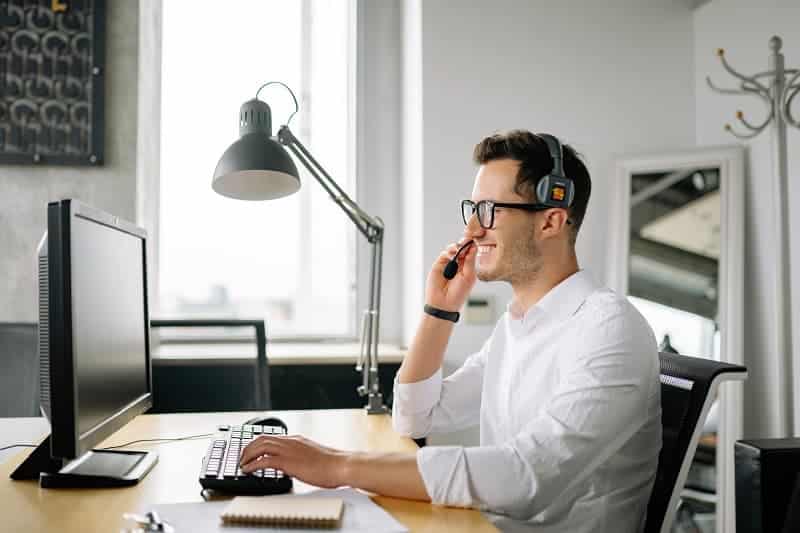 Cara Menghitung Churn Rate_Meminta umpan balik dari pelanggan Cara Menghitung Churn Rate_Meminta umpan balik dari pelanggan