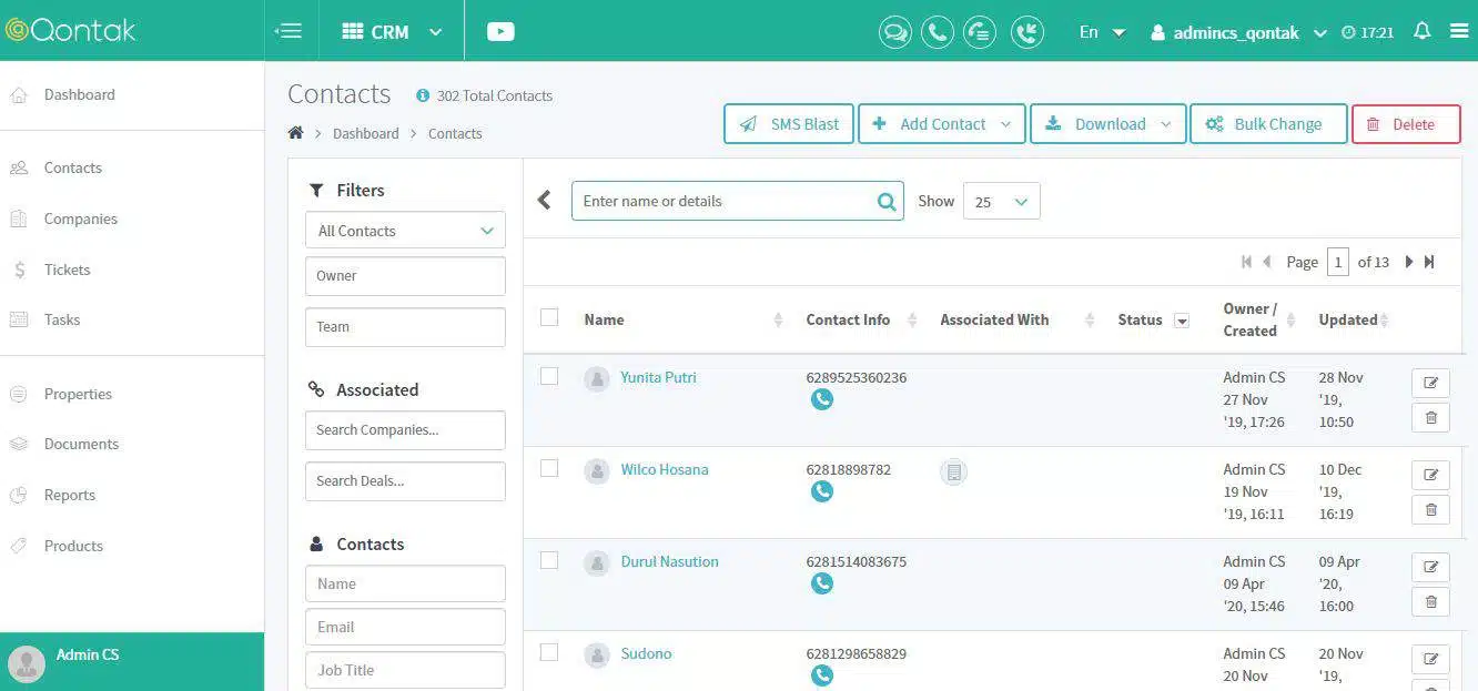 Menyatukan database pelanggan database-real-time-customer-support