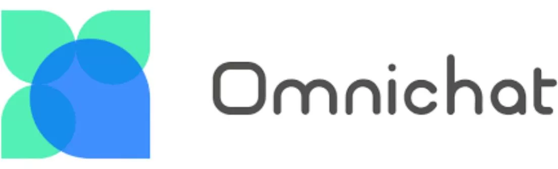 Logo dengan desain modern menampilkan elemen grafis berwarna biru dan hijau, di samping teks "Omnichat" yang mencerminkan identitas merek pada platform komunikasi.