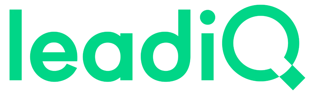 Logo berwarna hijau menunjukkan nama "leadiQ," yang digunakan untuk merepresentasikan layanan atau produk di bidang teknologi atau pemasaran modern.