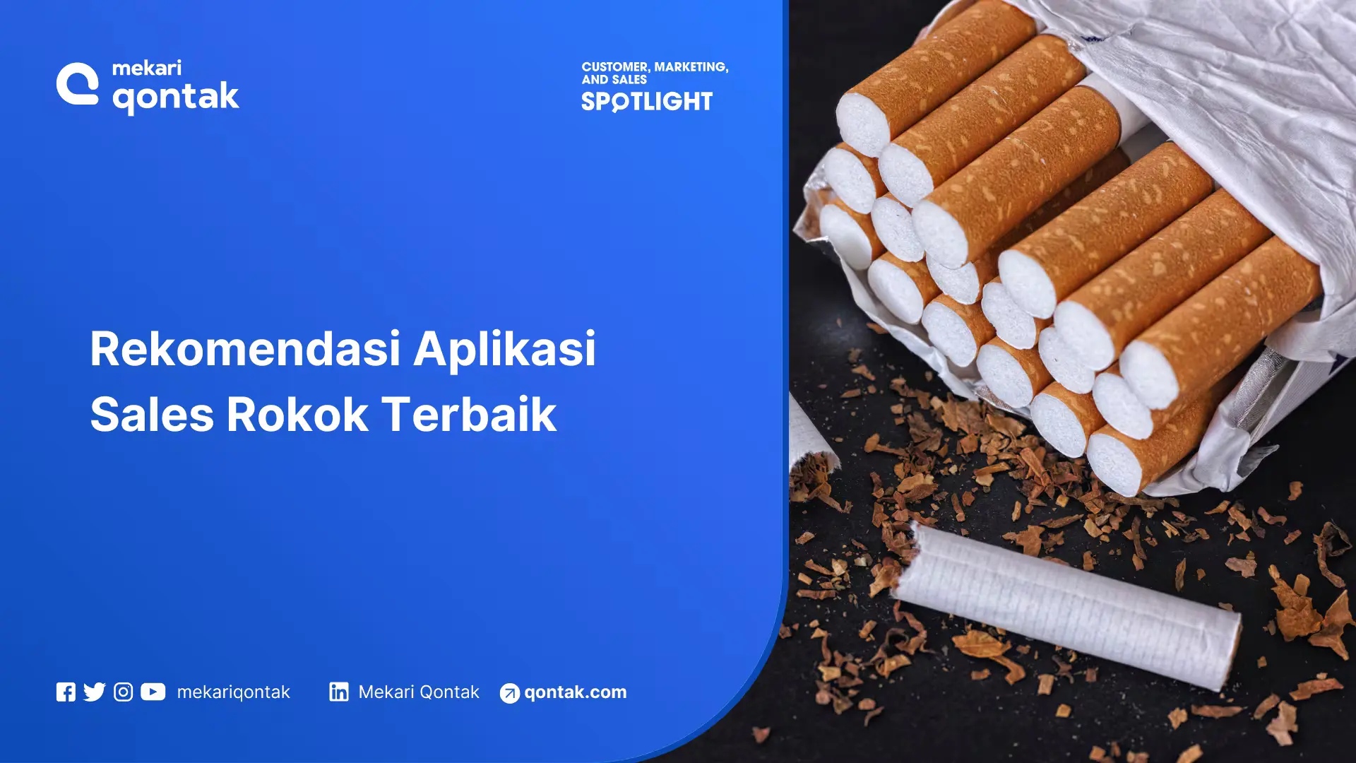 Sebuah tumpukan rokok terkemas dengan beberapa batang di atas permukaan hitam, dikelilingi potongan tembakau, mengilustrasikan kampanye aplikasi penjualan.