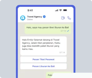 Antarmuka aplikasi agen perjalanan menampilkan percakapan pelanggan yang ingin memesan tiket ke Bali. Selain itu, terdapat pilihan untuk paket liburan lainnya.