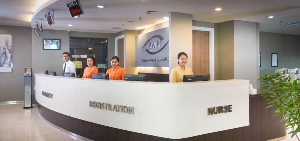 KMN EyeCare Improves Service Efficiency & Responsiveness with Mekari Qontak