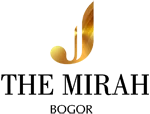 Logo berwarna emas dengan not musik, menggambarkan identitas sebuah organisasi seni atau musik yang fokus pada kreativitas dan ekspresi. Desain modern menciptakan kesan profesional.