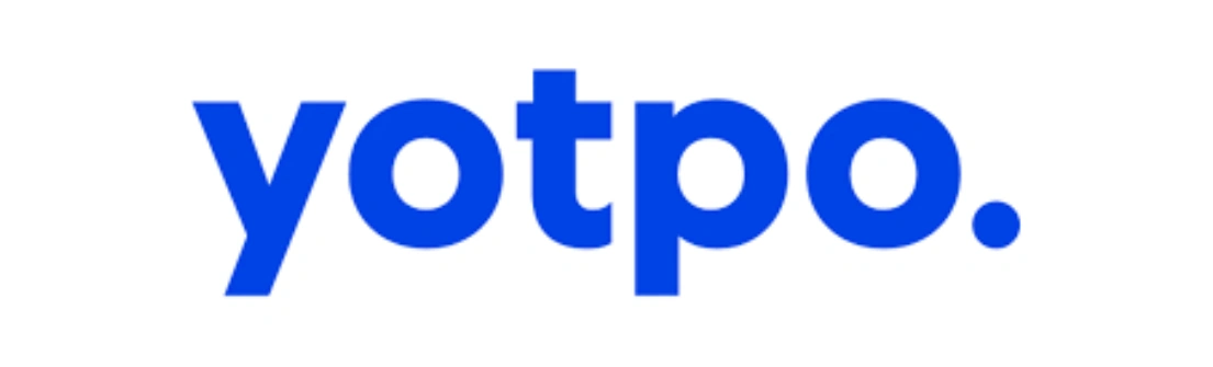Logo berwarna biru dengan tulisan "yotpo." menunjukkan identitas merek yang fokus pada solusi pemasaran digital, memberikan kesan profesional dan modern.